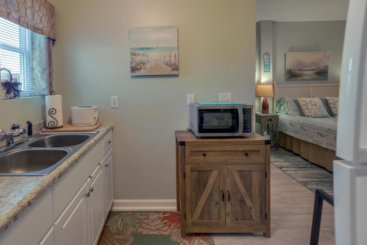 Sneads Ferry Vacation Rental Studio With Water Views Exteriér fotografie