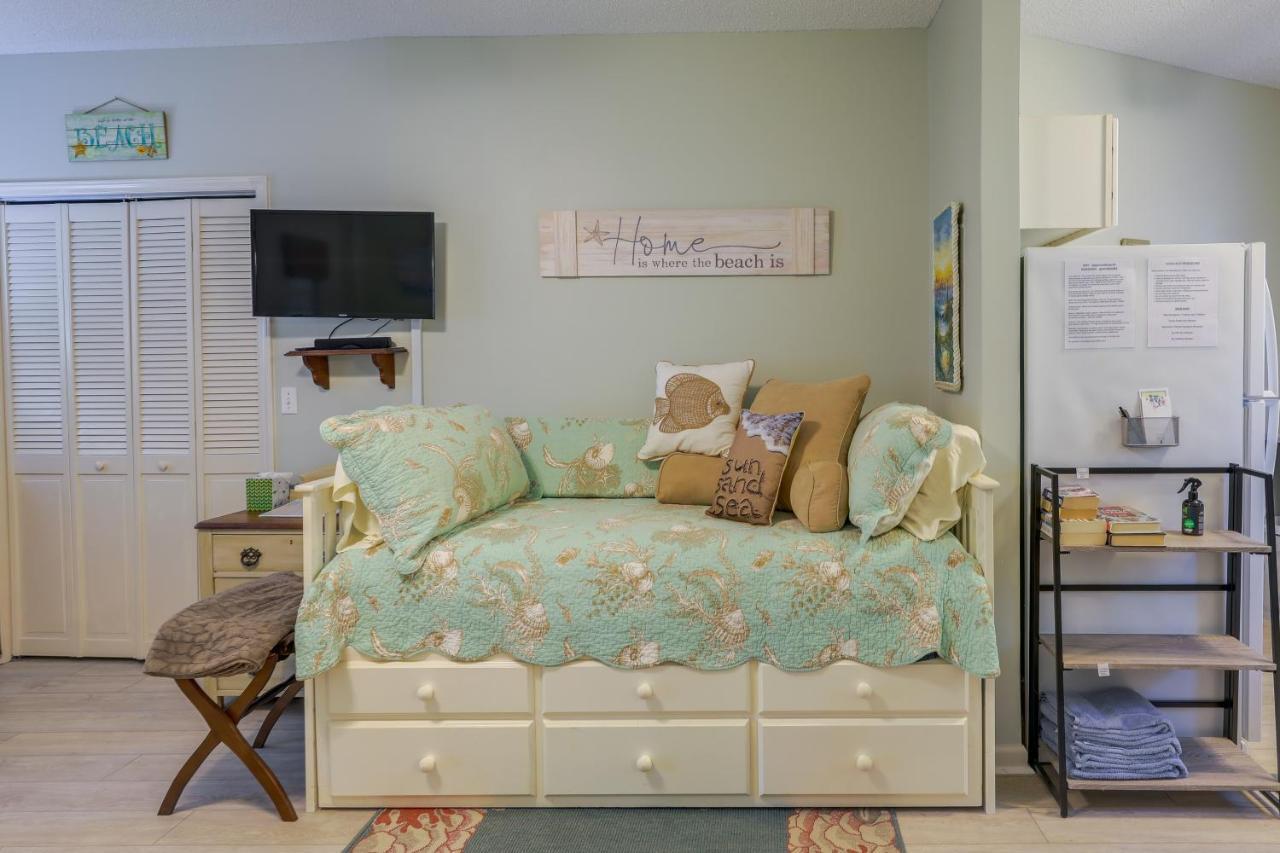 Sneads Ferry Vacation Rental Studio With Water Views Exteriér fotografie