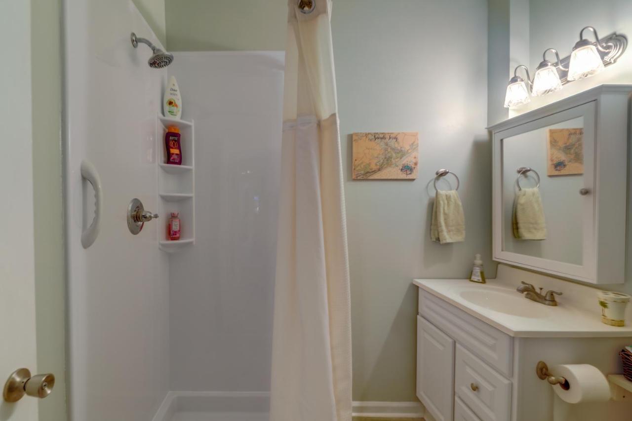 Sneads Ferry Vacation Rental Studio With Water Views Exteriér fotografie