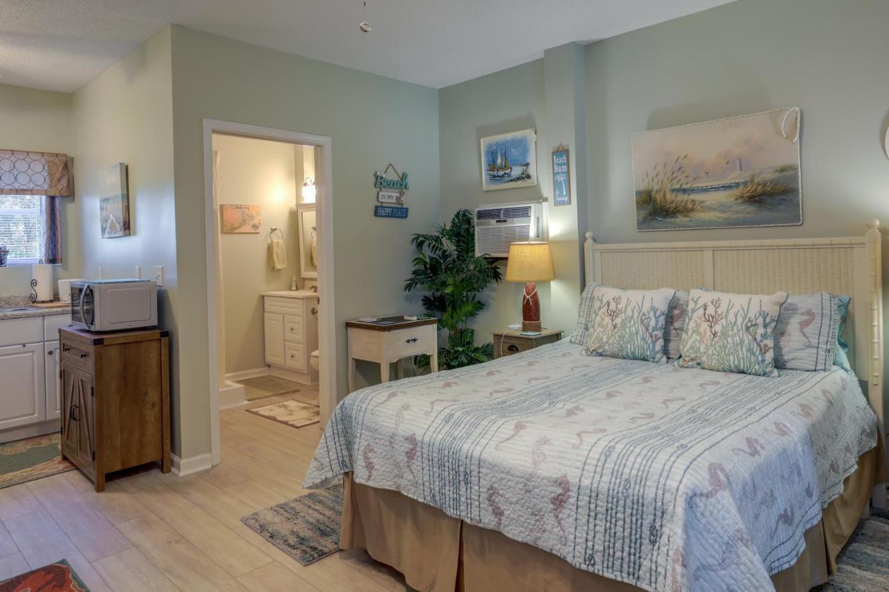 Sneads Ferry Vacation Rental Studio With Water Views Exteriér fotografie